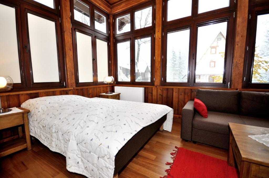 Gimnazjalna 5 - Apartamenty I Pokoje W Centrum Zakopanego Bagian luar foto