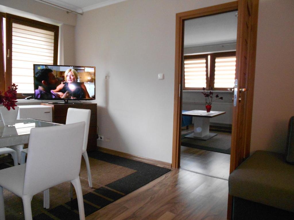 Gimnazjalna 5 - Apartamenty I Pokoje W Centrum Zakopanego Ruang foto