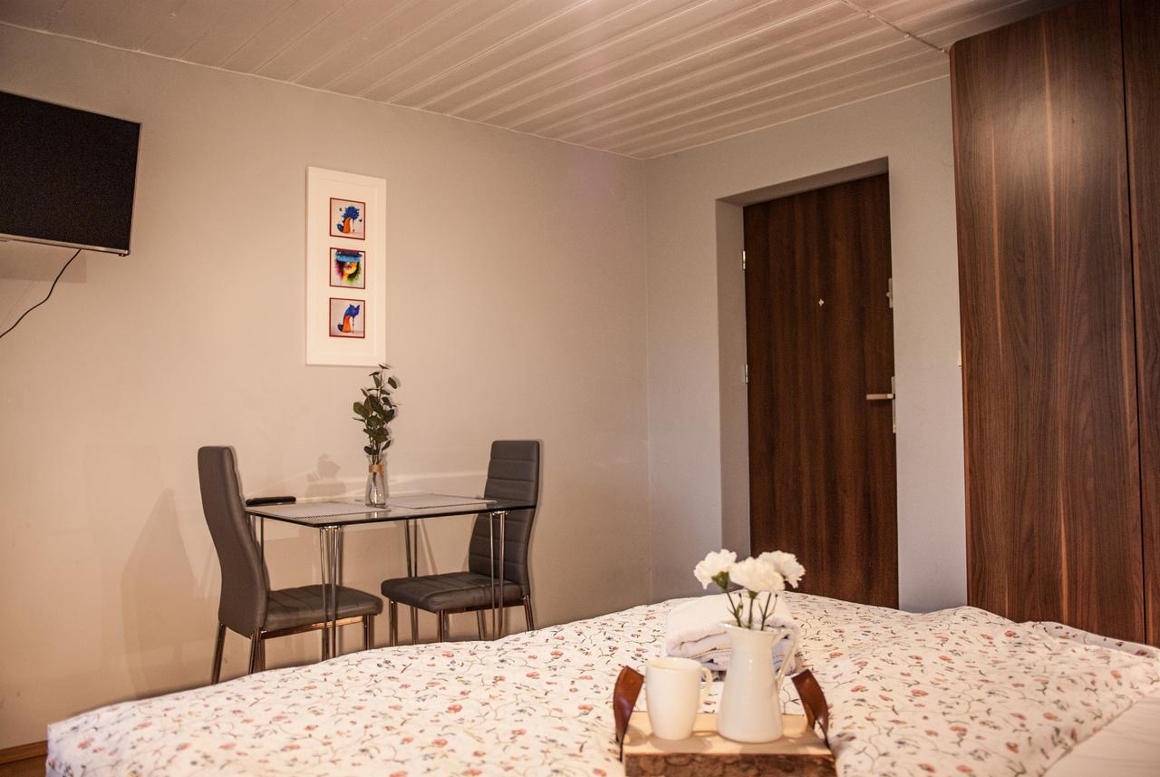 Gimnazjalna 5 - Apartamenty I Pokoje W Centrum Zakopanego Bagian luar foto